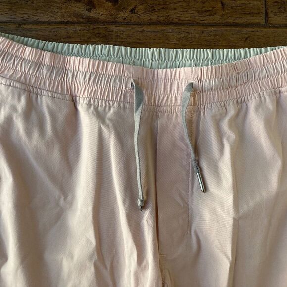 LULULEMON Men's Medium Bowline Shorts Pink 8" Classic Fit Zippered Pocket - Picture 8 of 11